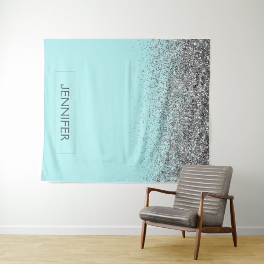 Aquamarin Aqua Blue Silver Glitzer Girl Monogram N Wandteppich (Beispiel (Horizontal))
