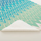Aquamarin Blau, Türkis und grüne Zigzags Sherpadecke (3/4)