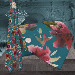 Aquamarin Blue & Burgundy Raspberry Pink Peony Wed Krawatte<br><div class="desc">Eine bordeauxrote und rosafarbene Krawatte mit türkisfarbenem Himbeerrosa,  roter Bordeaux mit tiefgrüner,  rosa und pfirsichfarbener Vegetation und einem aquamarin blauen,  kräftigen Hintergrund. Die Hintergrundfarbe auf dieser Krawatte kann im Design-Tool in eine beliebige Farbe oder Farbe geändert werden.</div>
