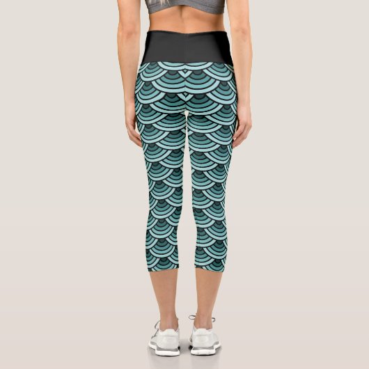 Aquamarin Blue Green Wacles Circles Art Pattern Capri Leggings (Rückseite)