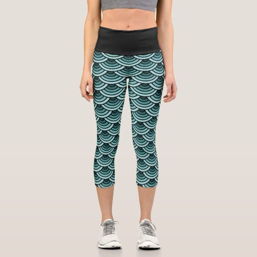 Aquamarin Blue Green Wacles Circles Art Pattern Capri Leggings (Vorderseite)