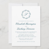 Aquamarin Blue Monogram Wreath Script Wedding Einladung (Vorderseite)