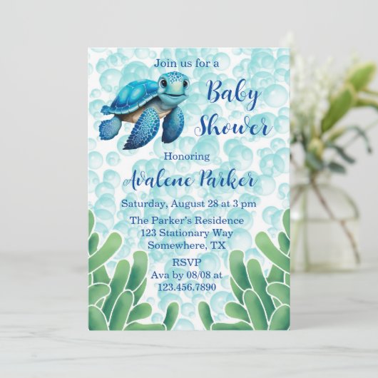 Aquamarin Blue Sea Turtle Seaweed Boy Baby Dusche Einladung (Stehend Vorderseite)