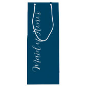 Aquamarin Blue Stylized Script-Trauzeugin Geschenktüte Für Weinflaschen (Rückseite)