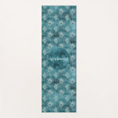 Aquamarin Glitzy Glam Peacock Feathers Yogamatte (Vorderseite)