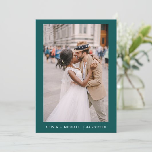 Aquamarin grüne Minimalistische Elegante Foto Hoch Einladung (Stehend Vorderseite)