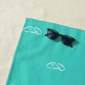 Aquamarin-grüner weißer Monogramm-Initialname Strandtuch (Beispiel)
