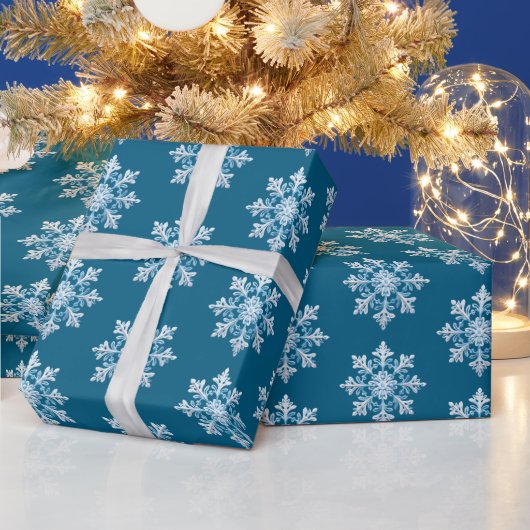 Aquamarin Light Blue White Snowflakes Weihnachten Geschenkpapier (Feiertage)