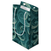 Aquamarin Paisley Timeless Pattern Kleine Geschenktüte (Vorderseite Schrägansicht)