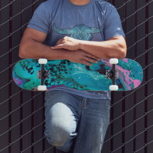 Aquamarin rosa Abstrakte Flüssigkeitsansammlung Skateboard