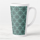 Aquamarin Schwarze Blume Nahtloses Muster Milchtasse (Rechts)