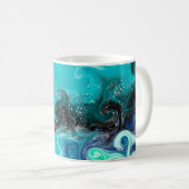Aquamarine, blaue und schwarze Flüssig-Wirbel Kaffeetasse (VorderseiteRechts)