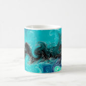 Aquamarine, blaue und schwarze Flüssig-Wirbel Kaffeetasse (Mittel)