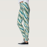 Aquamarine Gold Imitats Glitzer Moderner Abstrakt Leggings<br><div class="desc">Diese Leggings werden bemerkt werden! Das abstrakte Muster besteht aus dunklen aquamarinen,  leichteren aquamarinen und Imitaten Glitzer goldenen Streifen auf einem weißen Hintergrund und platziert diagonal über die Oberfläche. Vielseitig,  lustig und attraktiv! *Muster von ThingsbyLary.</div>
