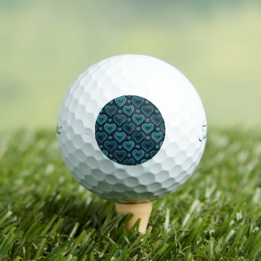 Aquamarine Herzen Golfball (Insitu T-Shirt)