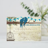 Aquamarine Liebesvögel, die auf einer Baumhochzeit Einladung (Stehend Vorderseite)