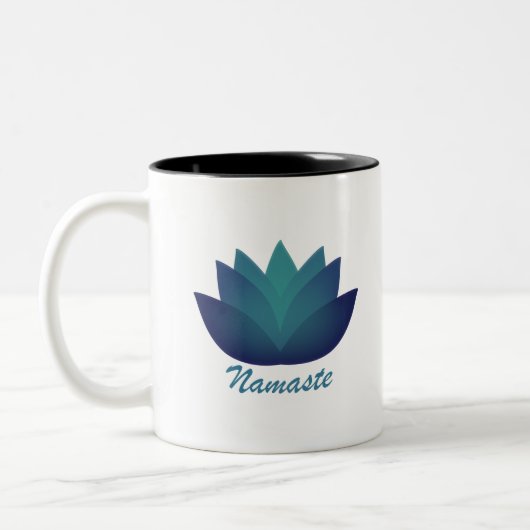 Aquamarine Lotus Namaste Zweifarbige Tasse (Links)