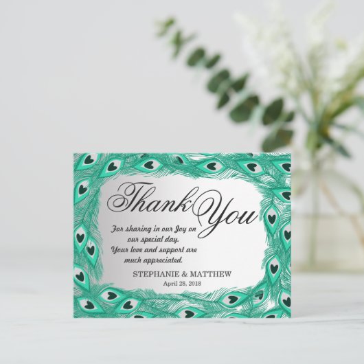 Aquamarine PfauenFedern auf Weiß bis Grau Gradient Postkarte (Stehend Vorderseite)