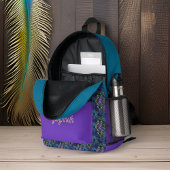 Aquamarine Pfauenfedern und Lila Goldmonogramm Bedruckter Rucksack