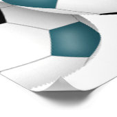 aquamarine schwarze Fußballbälle Jungs Geburtstags Poster (Ecke)