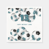 aquamarine schwarze Fußballbälle Kindersport Gebur Serviette (Vorderseite)