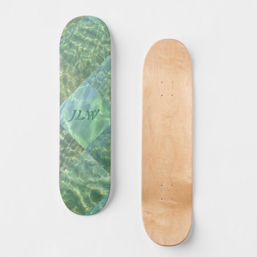 Aquamarine Seafoam Water Patchwork mit Initialen Skateboard (Vorderseite)