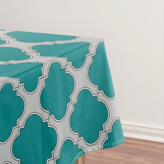 Aquamarine und graue Quatrefolie Tischdecke (Beispiel)