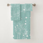 Aquamarine weiße Flamingos im skandinavischen Stil Badhandtuch Set (Insitu)