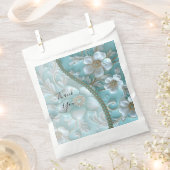 Aquamarine White Floral Gevor Bag Geschenktütchen (Ausgeschnitten)