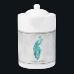 Aquamariner Eleganter Pfauensee<br><div class="desc">Genießen Sie Ihren Tee mit einem Aquamarinen eleganten, Personalisierten Teekessel aus Peacock. Das Teapot Design besticht durch einen lebhaften Pfau, der mit einem zarten Blattwerk und einem hellgrauen grunen Hintergrund geschmückt ist. Zusätzliche Geschenkartikel in diesem Design sowie eine Vielzahl von Farben.</div>