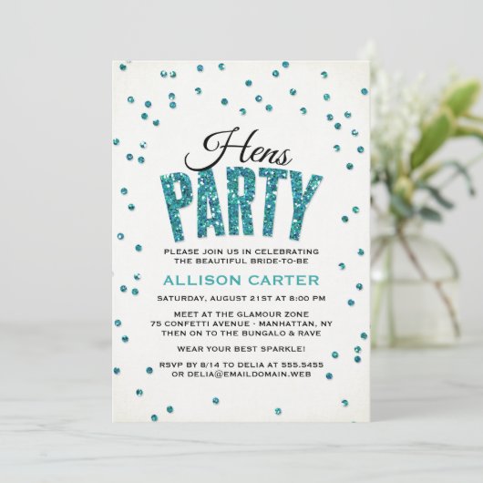 Aquamariner Glitzer Look Confetti Hens Party Einladung (Stehend Vorderseite)