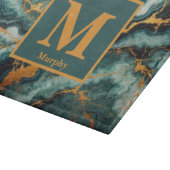 Aquamariner Marmor mit Monogramm aus Gold und schw Schneidebrett (Ecke)