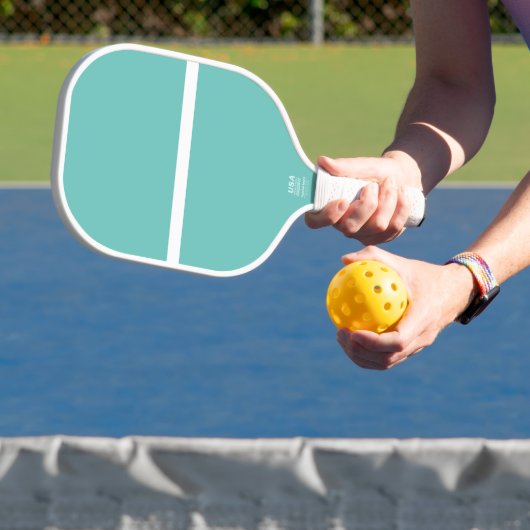 Aquamariner, moderner, moderner Weißstreifen Pickleball Schläger (InSitu)