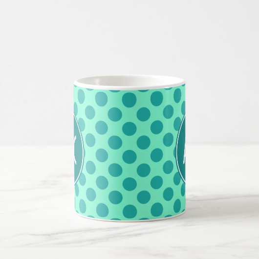Aquamariner Monogram Green Polka Dot Kaffeetasse (Mittel)