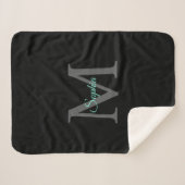 Aquamariner Name, graues Monogramm, schwarzer Sher Sherpadecke (Vorderseite (Horizontal))