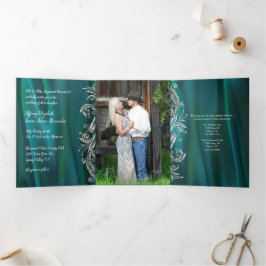Aquamariner Satin-Look mit Peacock-Hochzeit Dreifach Gefaltete Einladung
