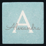 Aquamarines blaues elegantes Glitzer-u. Steinuntersetzer<br><div class="desc">Aquamarines Aqua-blaue Imitat-Glitzer-und Schein-elegante Steinfliese. Diese Steinfliesen können besonders angefertigt werden,  um Ihre Initiale und Vornamen einzuschließen und ein perfektes Geschenk des Bonbon-16 Geburtstag,  der Hochzeit oder des Weihnachten zu machen.</div>