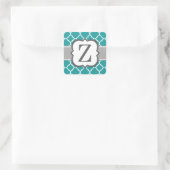 Aquamarines blaues Monogramm Letter Z Quatrefolie Quadratischer Aufkleber (Tasche)