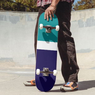 Aquamarines, blaues Schlichtes Farbblockdesign Skateboard