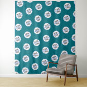 Aquamarines Blue Step-und Repeat Background-Logo Wandteppich (Beispiel)