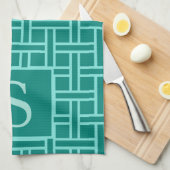 Aquamarines geometrisches Mustermonogramm Geschirrtuch (Viertel Falte)