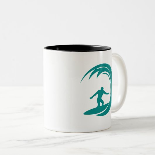 Aquamarines grünes Surfen Zweifarbige Tasse (VorderseiteRechts)