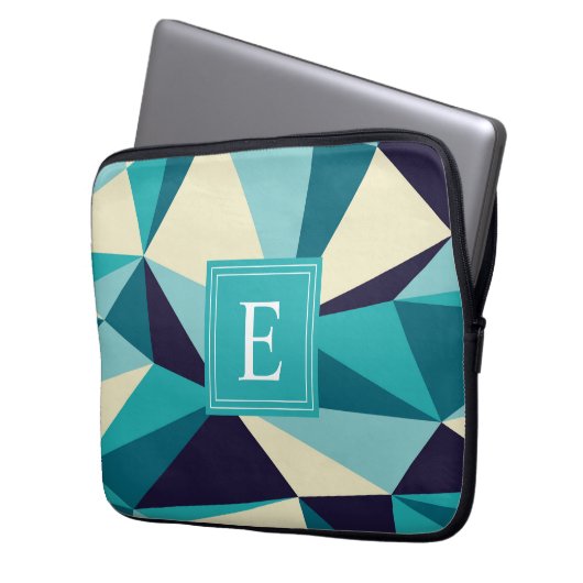 Aquamarines Navy Monogram Triangle Muster Laptopschutzhülle (Vorderseite Links)