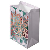 Aquamarines Rosa Pastellfarben Abstraktes Wasserfa Mittlere Geschenktüte (Vorderseite Schrägansicht)