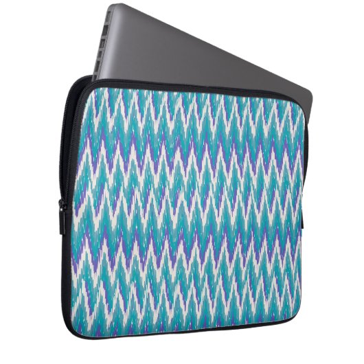 Aquamarines und Amethyst iKat ZigZag-Muster Laptopschutzhülle (Vorne Rechts)