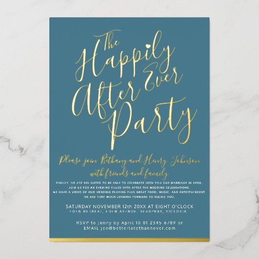 Aquamarines Weißgold glücklich nach der Hochzeitsf Folieneinladung (Vorderseite)