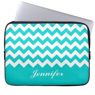 Aquamarines Zickzack kundenspezifisches Monogramm Laptopschutzhülle
