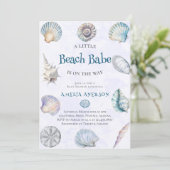 Aquarell Beach Babe auf der Way Ocean Baby Dusche Einladung (Stehend Vorderseite)
