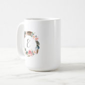 Aquarell-Blumenkranz mit Federn | Monogramm Kaffeetasse (Vorderseite Links)