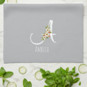 Aquarell botanisches graues Initialenmonogramm Geschirrtuch (Gefaltet)